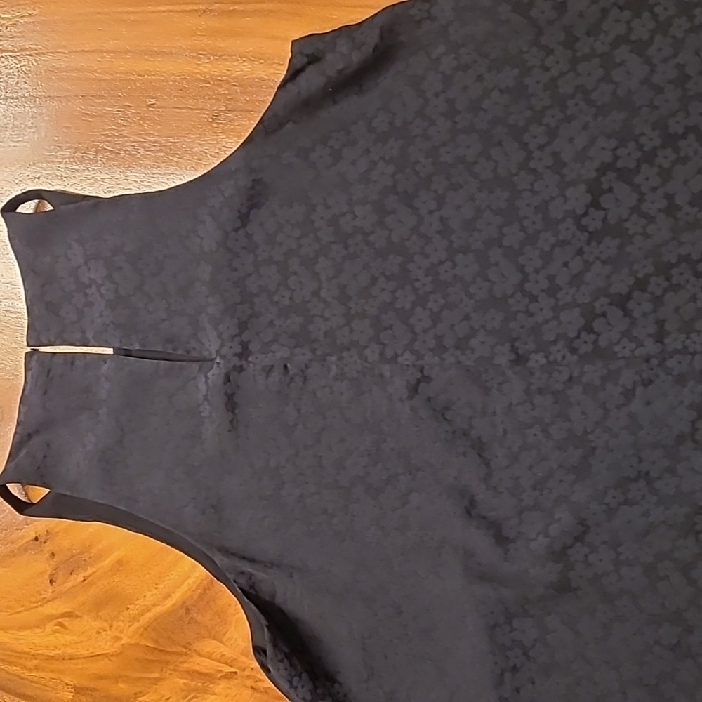 BCBGeneration  DRESS size 4 - Picture 6 of 8